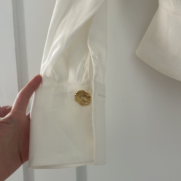 Cream one shoulder asymmetrical blouse from Zara. Excellent conditions! - Picture 2 of 3